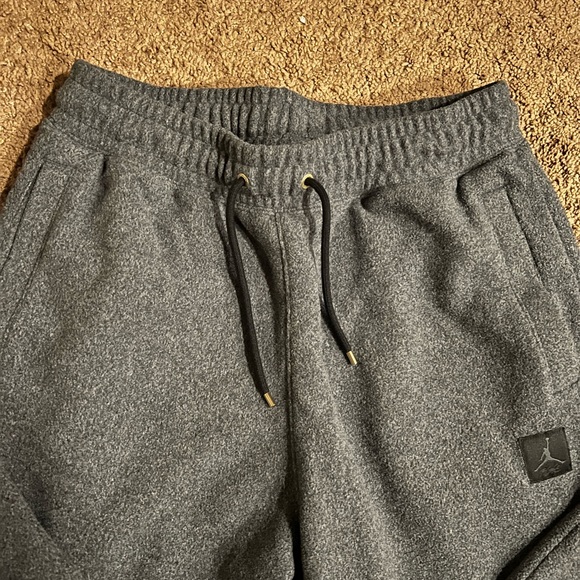 Nike Jordan Flight Fleece Winterized Sweatpants - Picture 3 of 5